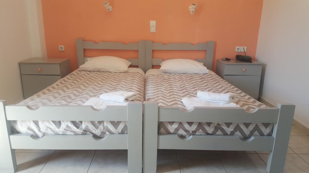 Michel Apartments Amoudara Lasithiou エクステリア 写真